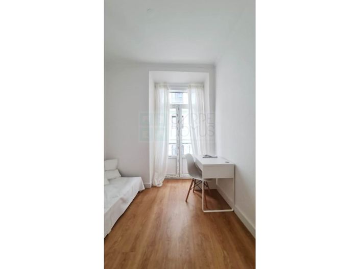 Image No.36-2 Bed Apartment for sale