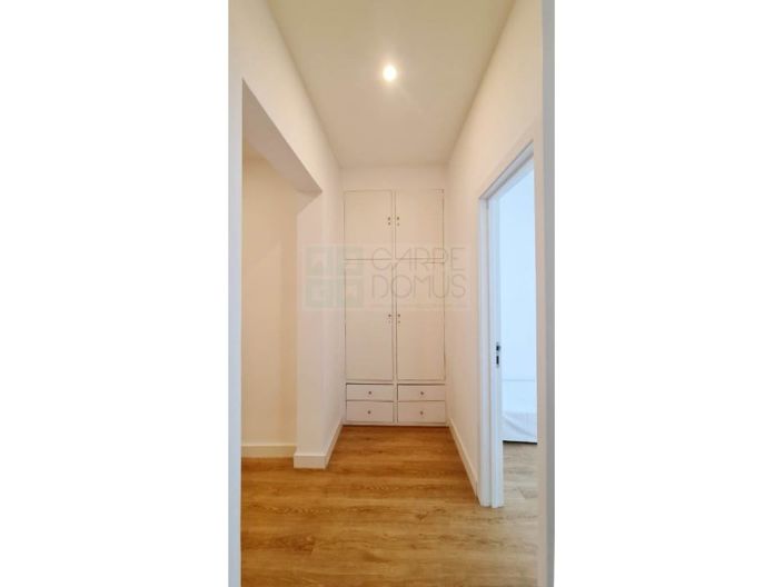 Image No.50-2 Bed Apartment for sale