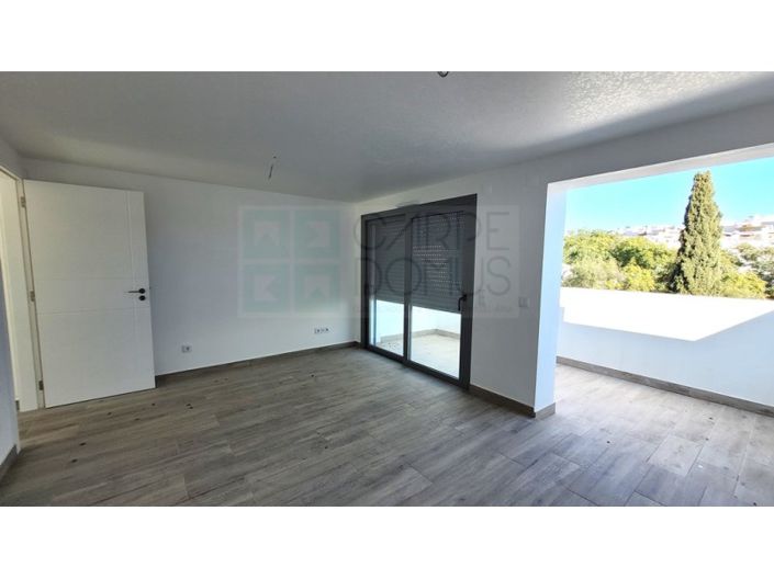 Image No.30-3 Bed House for sale