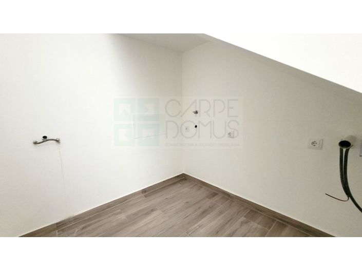 Image No.15-3 Bed House for sale