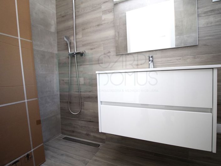 Image No.28-3 Bed House for sale