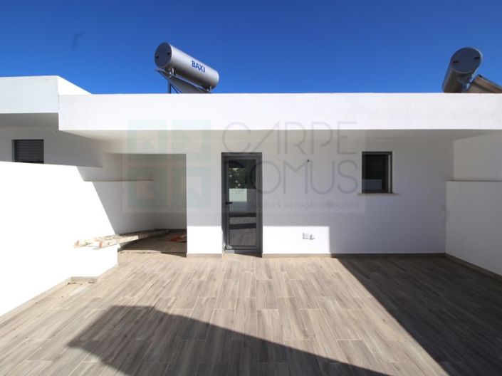 Image No.30-3 Bed House for sale