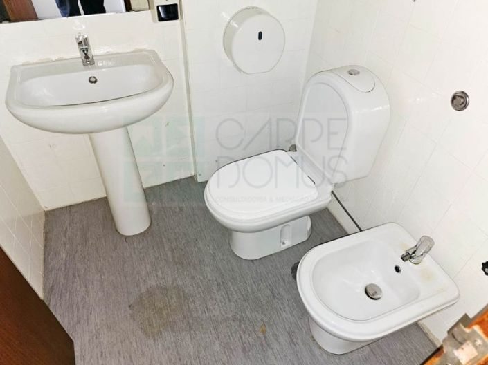 Image No.18-Commercial for sale