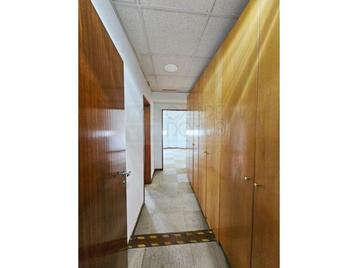 Image No.32-Commercial for sale