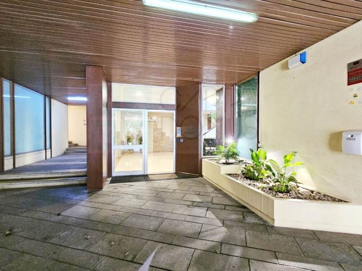 Image No.4-Commercial for sale