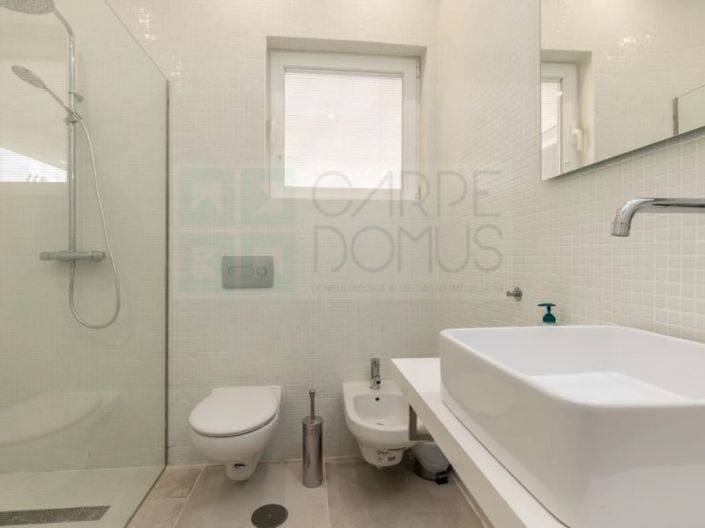 Image No.25-5 Bed House for sale