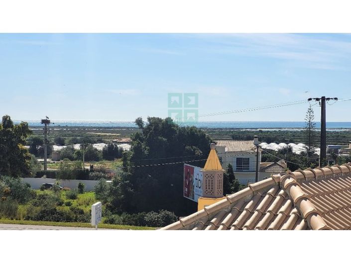 Image No.10-4 Bed House for sale