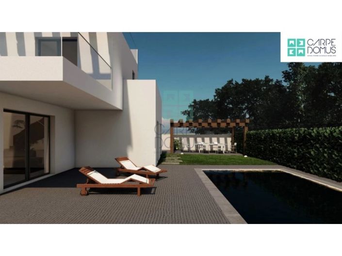 Image No.13-4 Bed House for sale