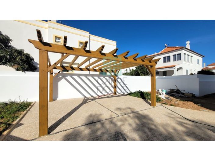 Image No.28-4 Bed House for sale