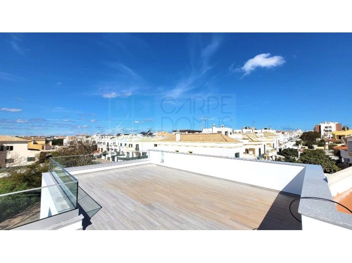 Image No.33-4 Bed House for sale