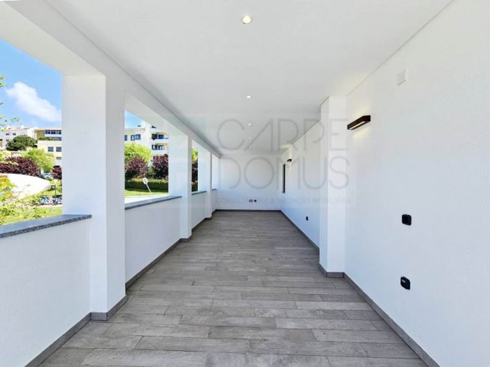 Image No.22-3 Bed Apartment for sale