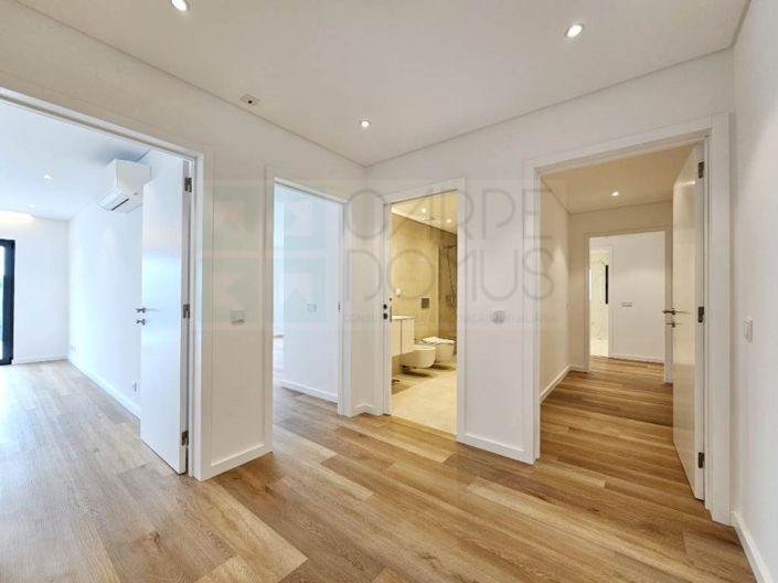 Image No.42-3 Bed Apartment for sale