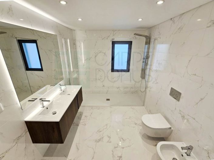 Image No.47-3 Bed Apartment for sale