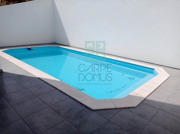 Image No.34-4 Bed House for sale