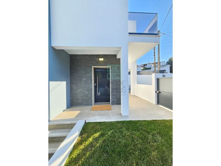 Image No.29-4 Bed House for sale