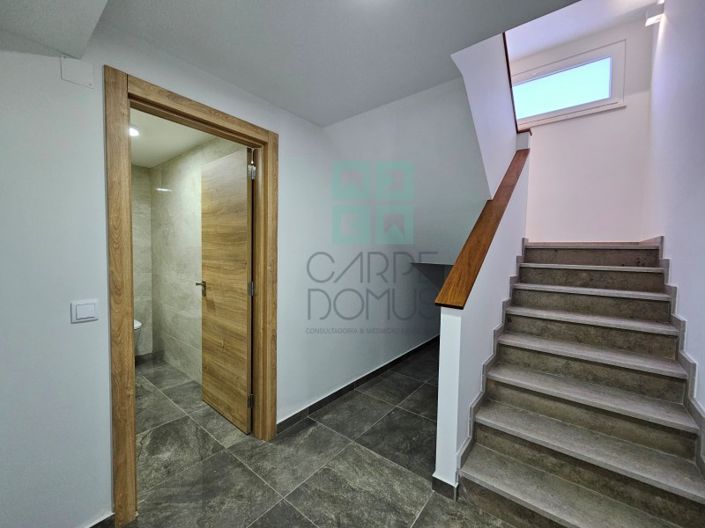 Image No.43-4 Bed House for sale