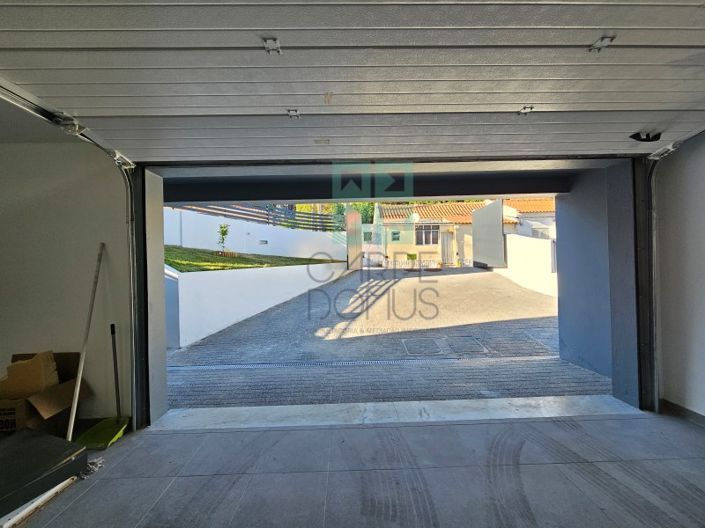 Image No.47-4 Bed House for sale