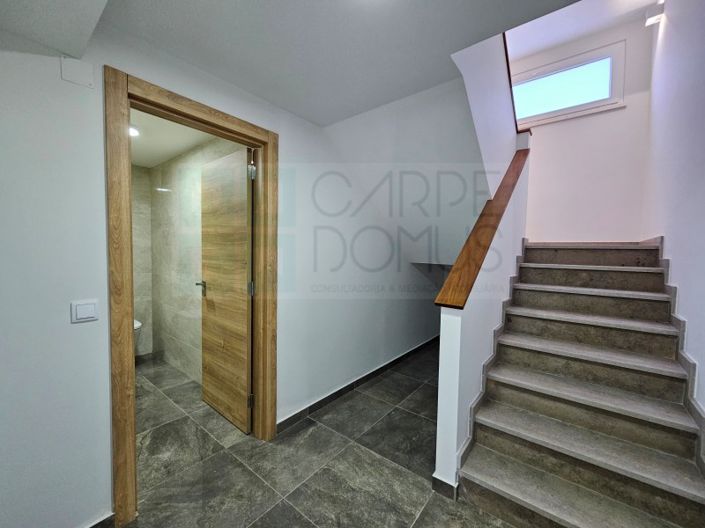 Image No.43-4 Bed House for sale