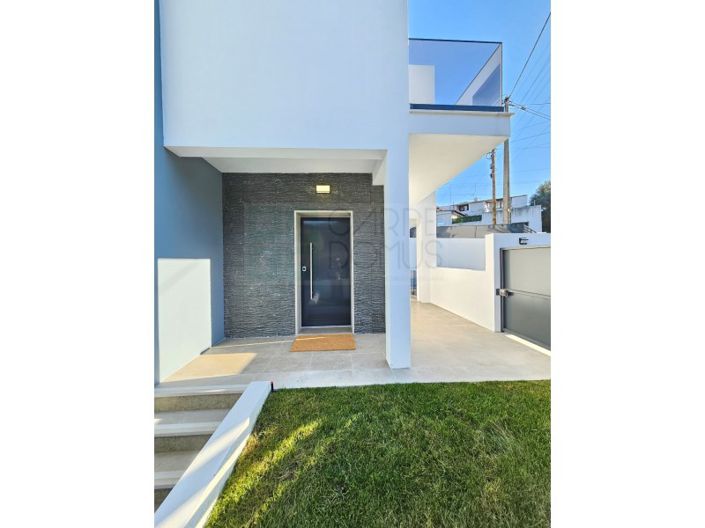 Image No.29-4 Bed House for sale