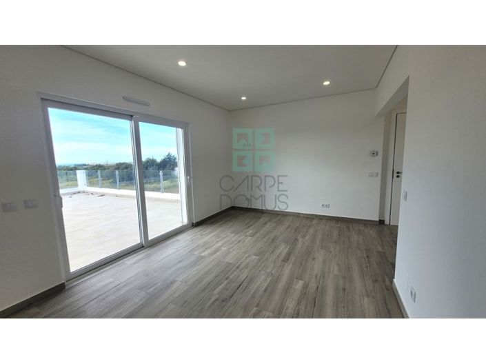 Image No.36-4 Bed House for sale