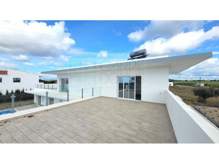 Image No.35-4 Bed House for sale