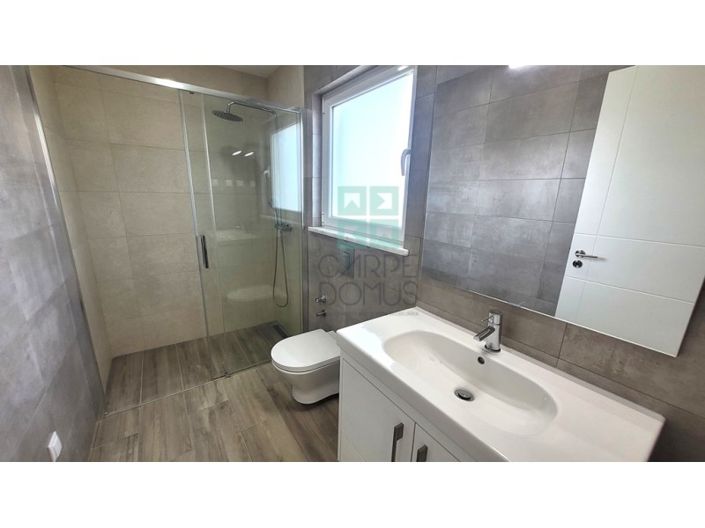 Image No.43-4 Bed House for sale