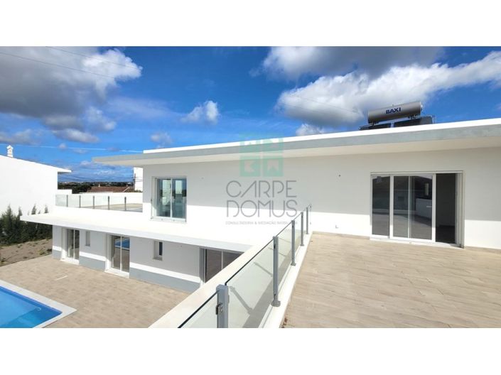 Image No.7-4 Bed House for sale