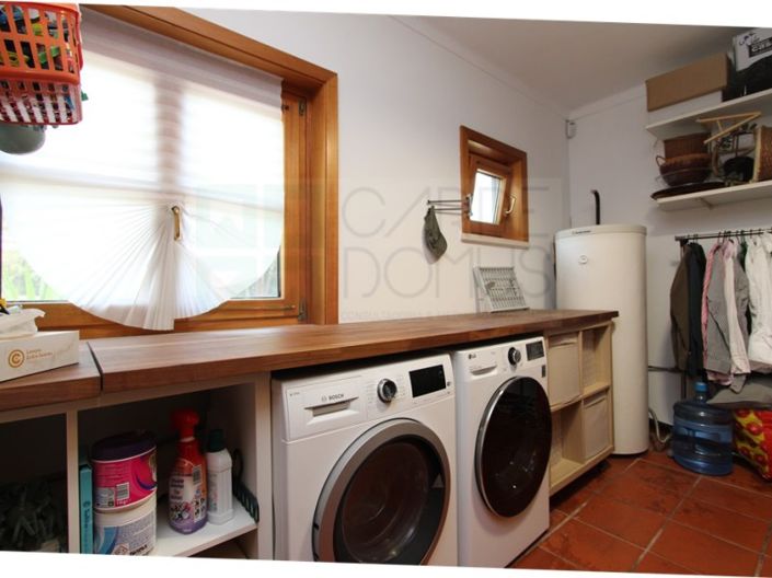 Image No.21-4 Bed House for sale