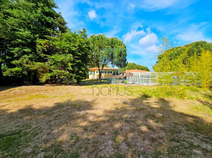 Image No.48-4 Bed Farmhouse for sale