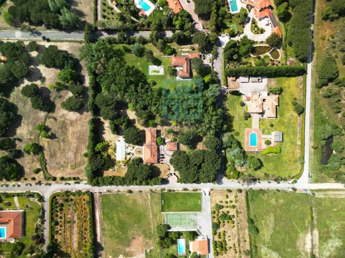 Image No.56-4 Bed Farmhouse for sale