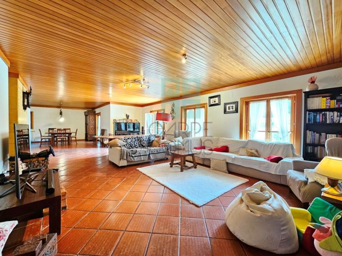 Image No.8-4 Bed Farmhouse for sale