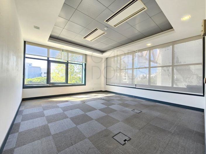 Image No.47-Commercial for sale