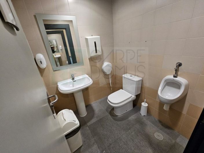 Image No.51-Commercial for sale