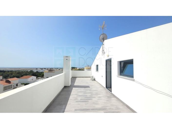 Image No.27-3 Bed Apartment for sale