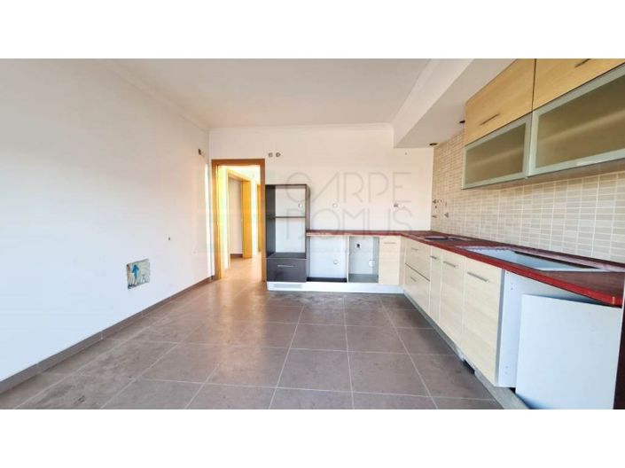 Image No.15-4 Bed House for sale