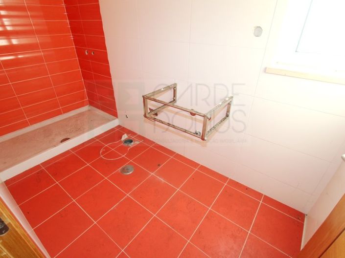 Image No.17-4 Bed House for sale