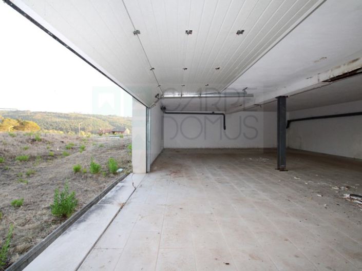 Image No.41-4 Bed House for sale