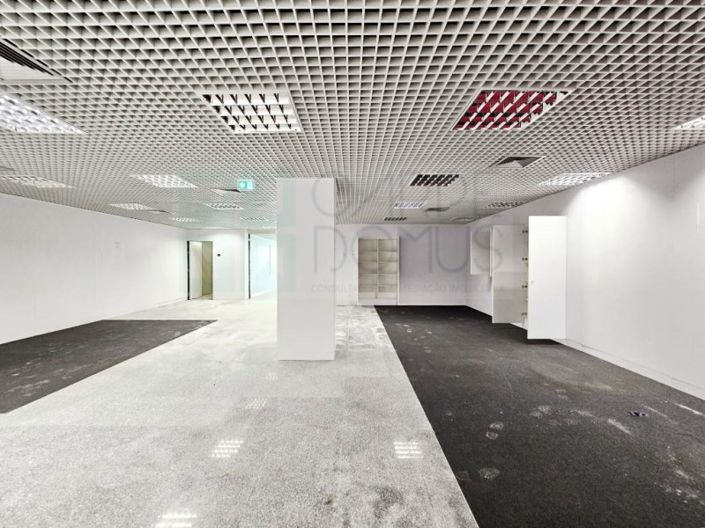 Image No.19-Commercial for sale