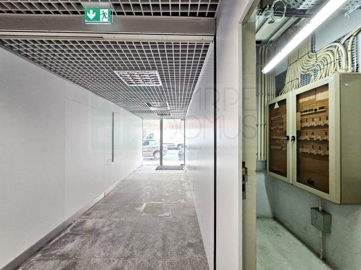 Image No.10-Commercial for sale