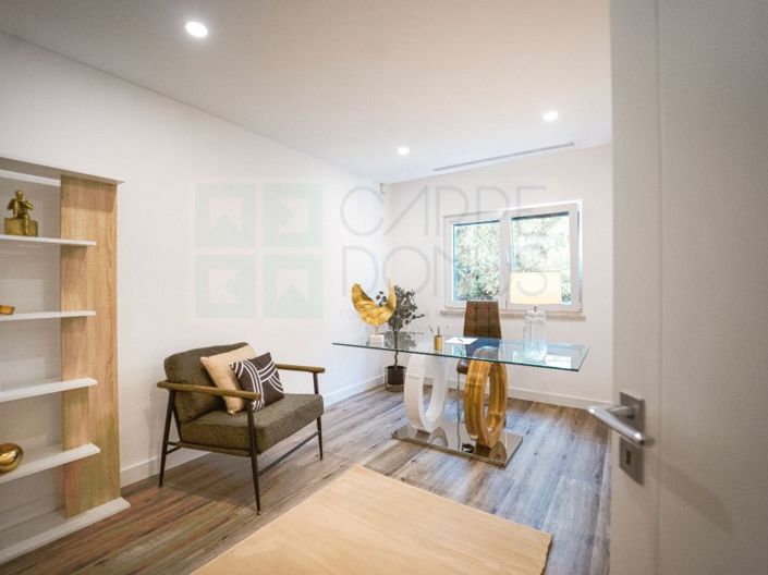 Image No.19-4 Bed House for sale