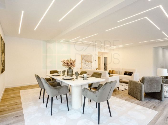 Image No.24-4 Bed House for sale