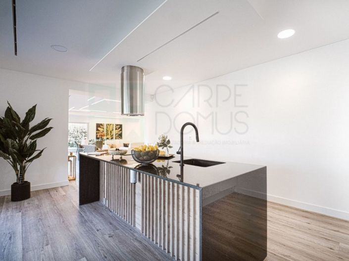 Image No.31-4 Bed House for sale