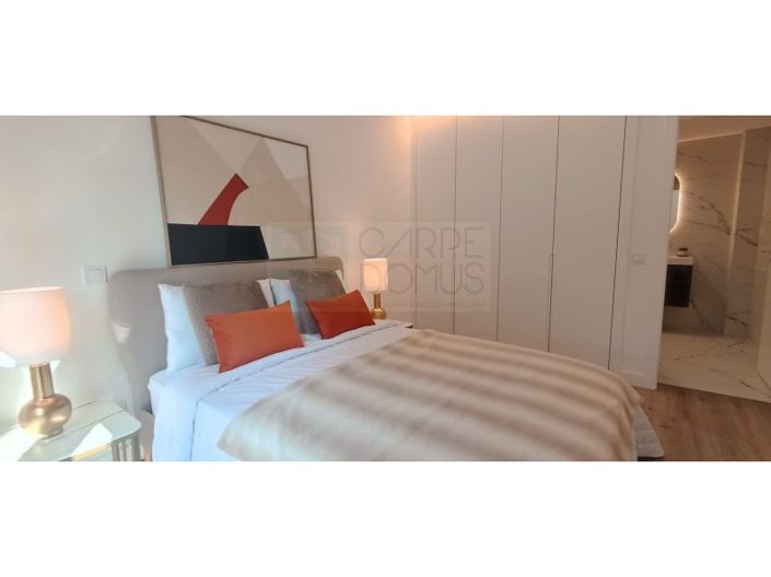 Image No.52-4 Bed House for sale