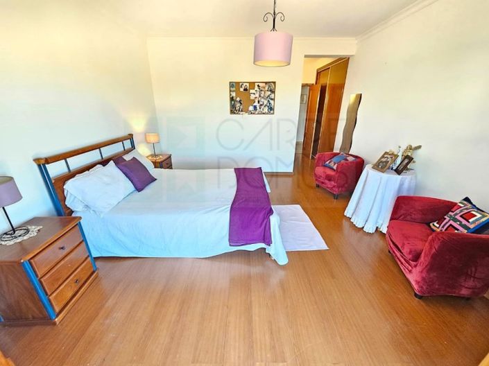 Image No.17-4 Bed House for sale