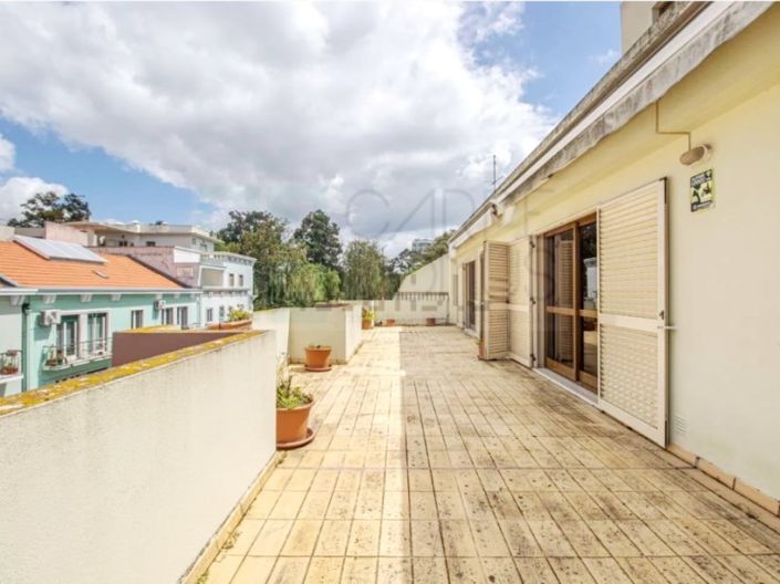 Image No.14-4 Bed Apartment for sale