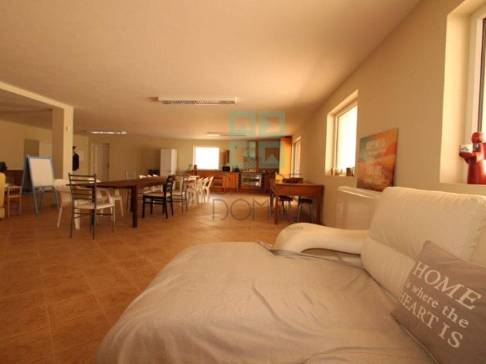 Image No.12-4 Bed House for sale