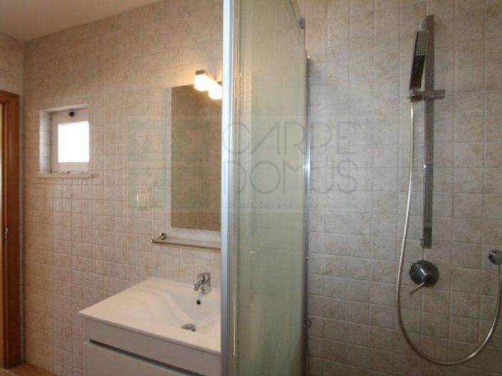 Image No.40-4 Bed House for sale