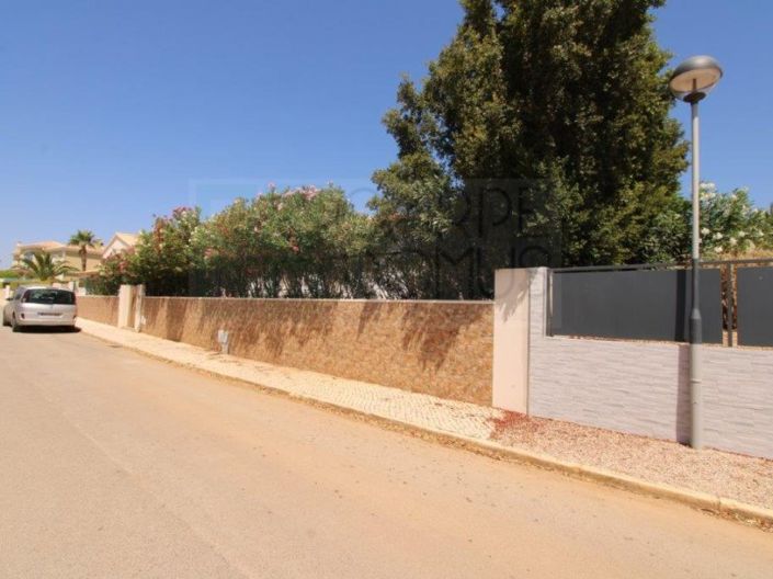 Image No.42-4 Bed House for sale