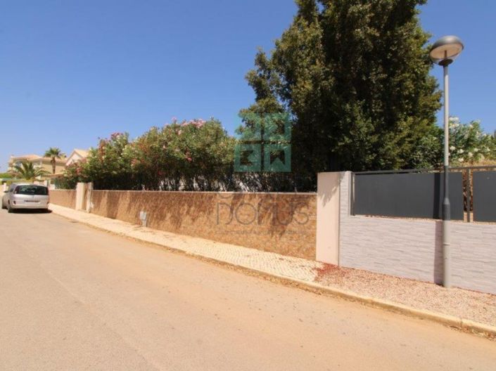 Image No.42-4 Bed House for sale