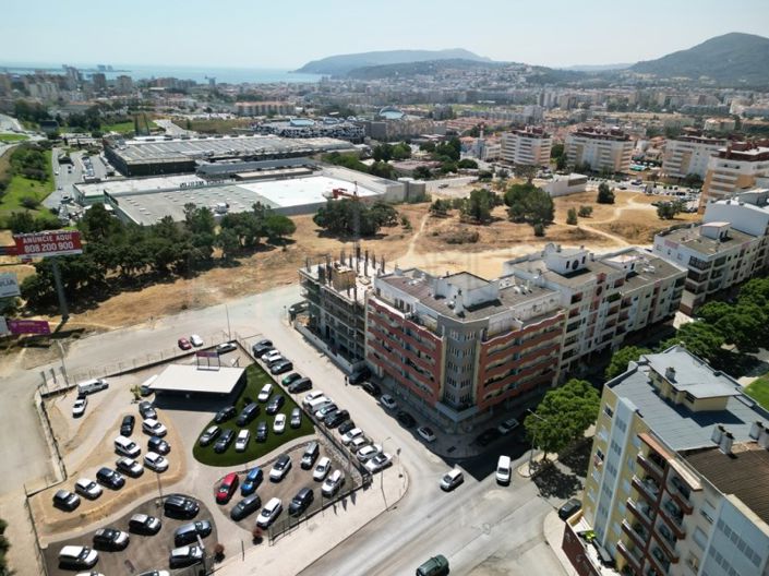 Image No.33-2 Bed Apartment for sale